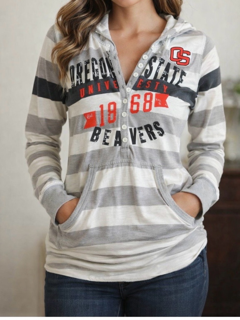 Lightweight sweatshirt- Oregon State Beavers - just in time for baseball season